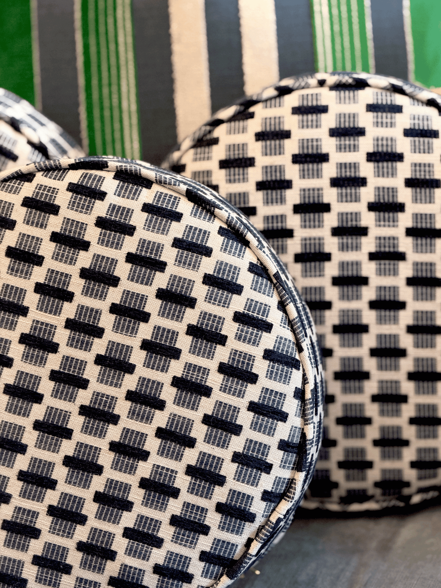 Geometric, Indigo – Round Throw Pillow