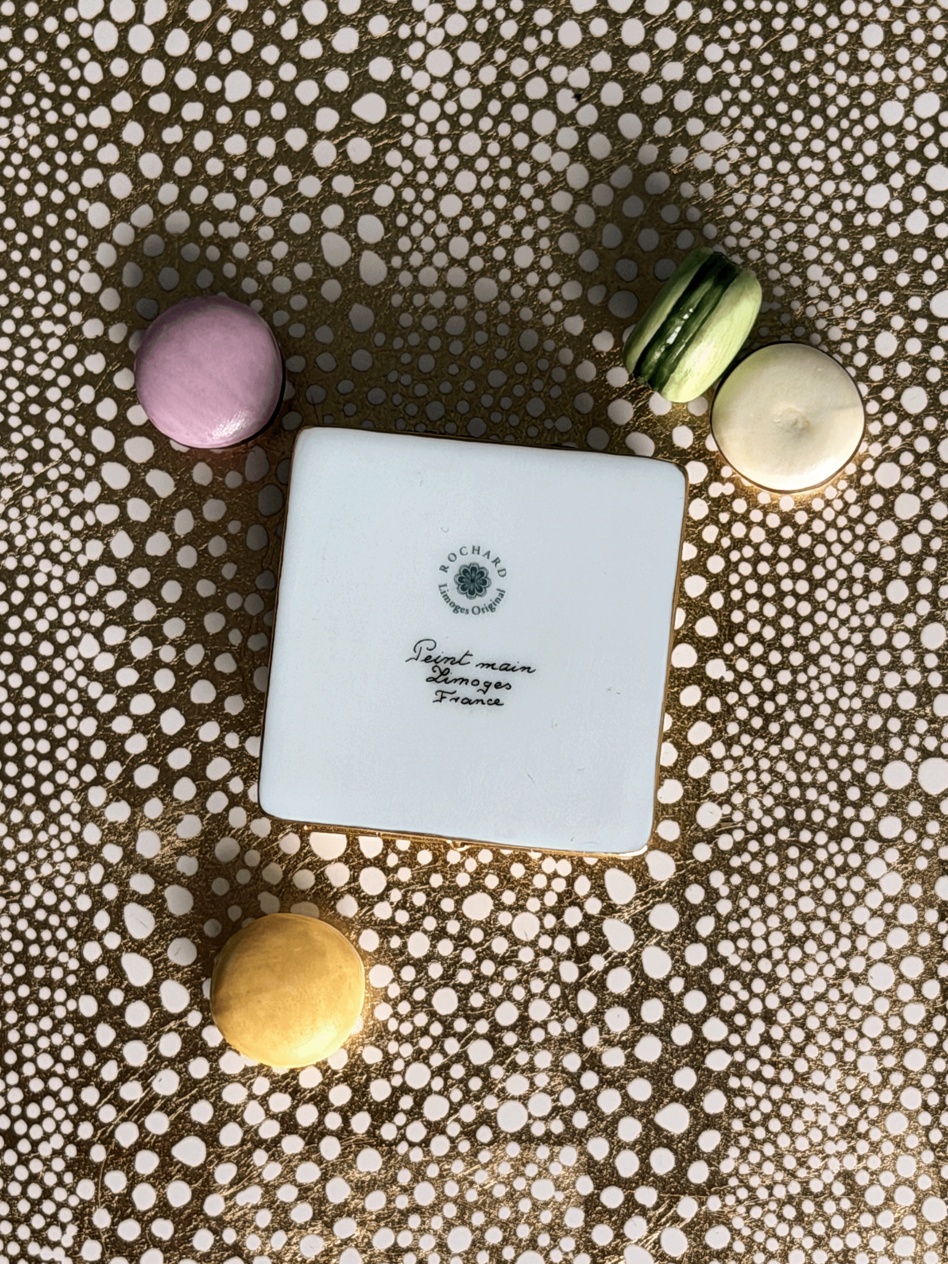 Macarons de Paris Limoges Box