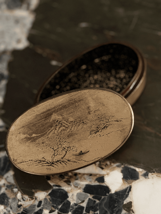 Antique Japanese Showa Era Incised Gold Kiri Wood Box with Nashiji Interior