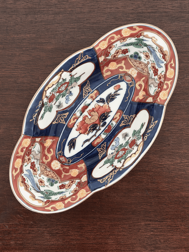 Vintage Japanese Matsuemon Kiln "Gold Imari" Scalloped Porcelain Serving Bowl