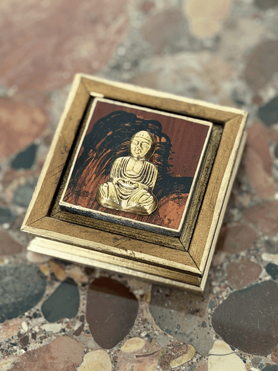 Buddha Museum Bee