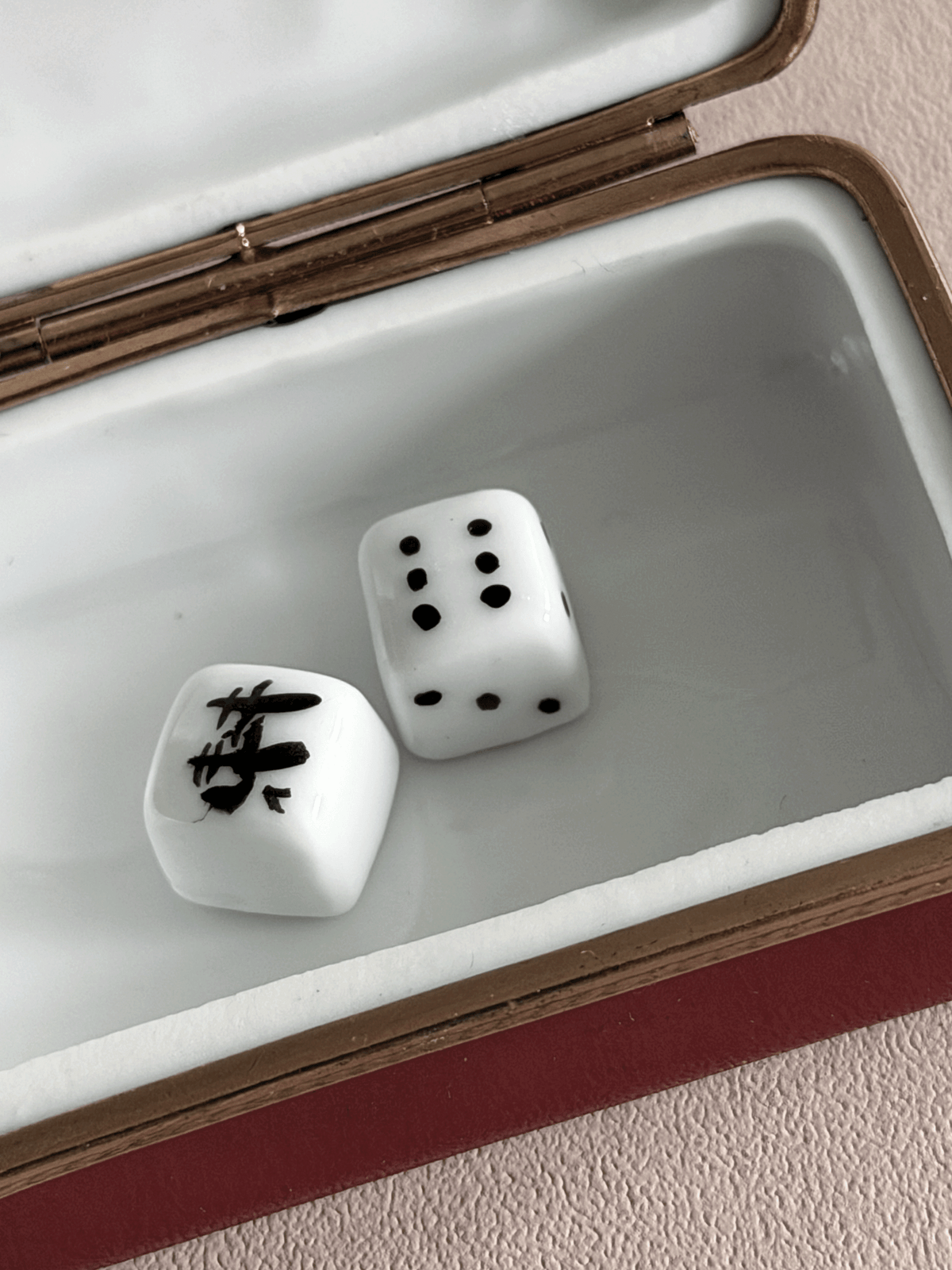 Rochard Limoges Mahjong Box with Die