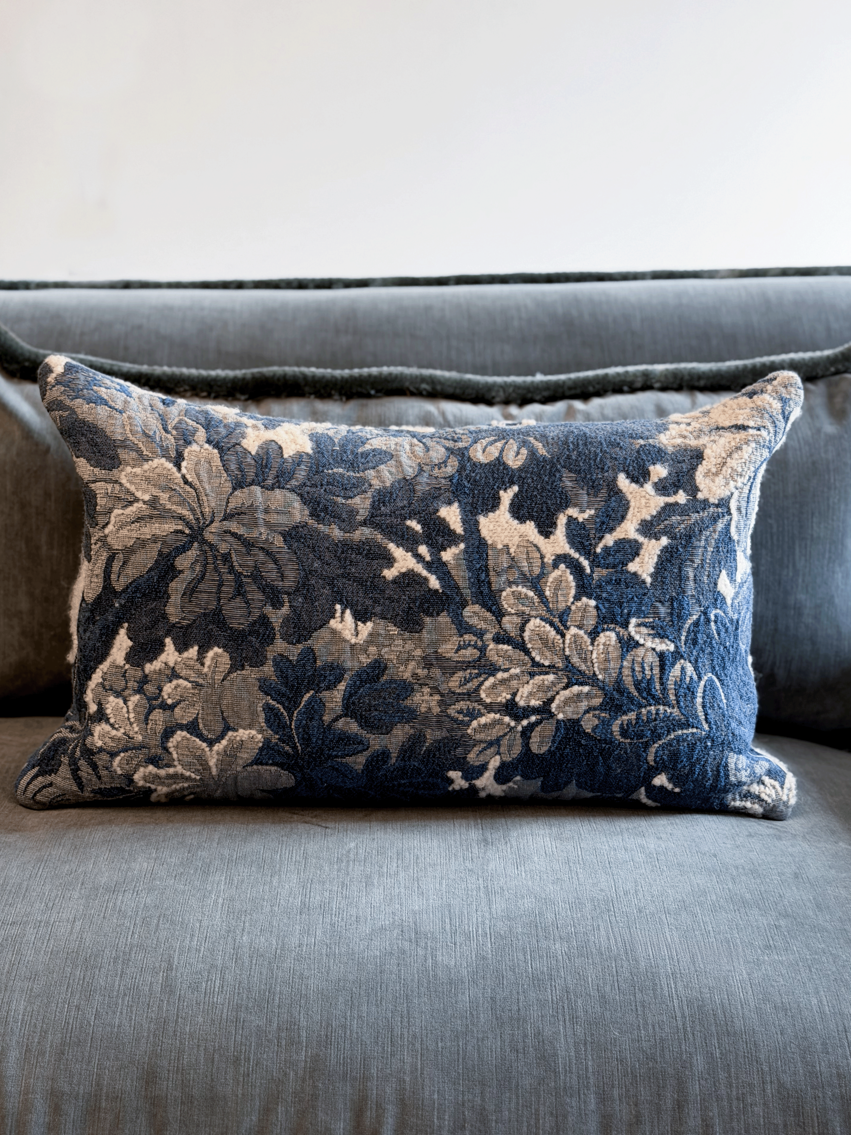 Ridge Edge, Blue – Lumbar Pillow