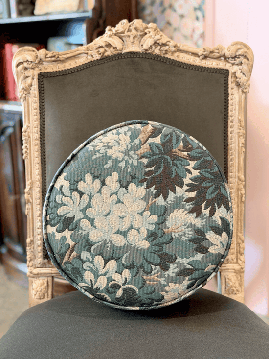 Silva, Cerulean – Round Throw Pillow
