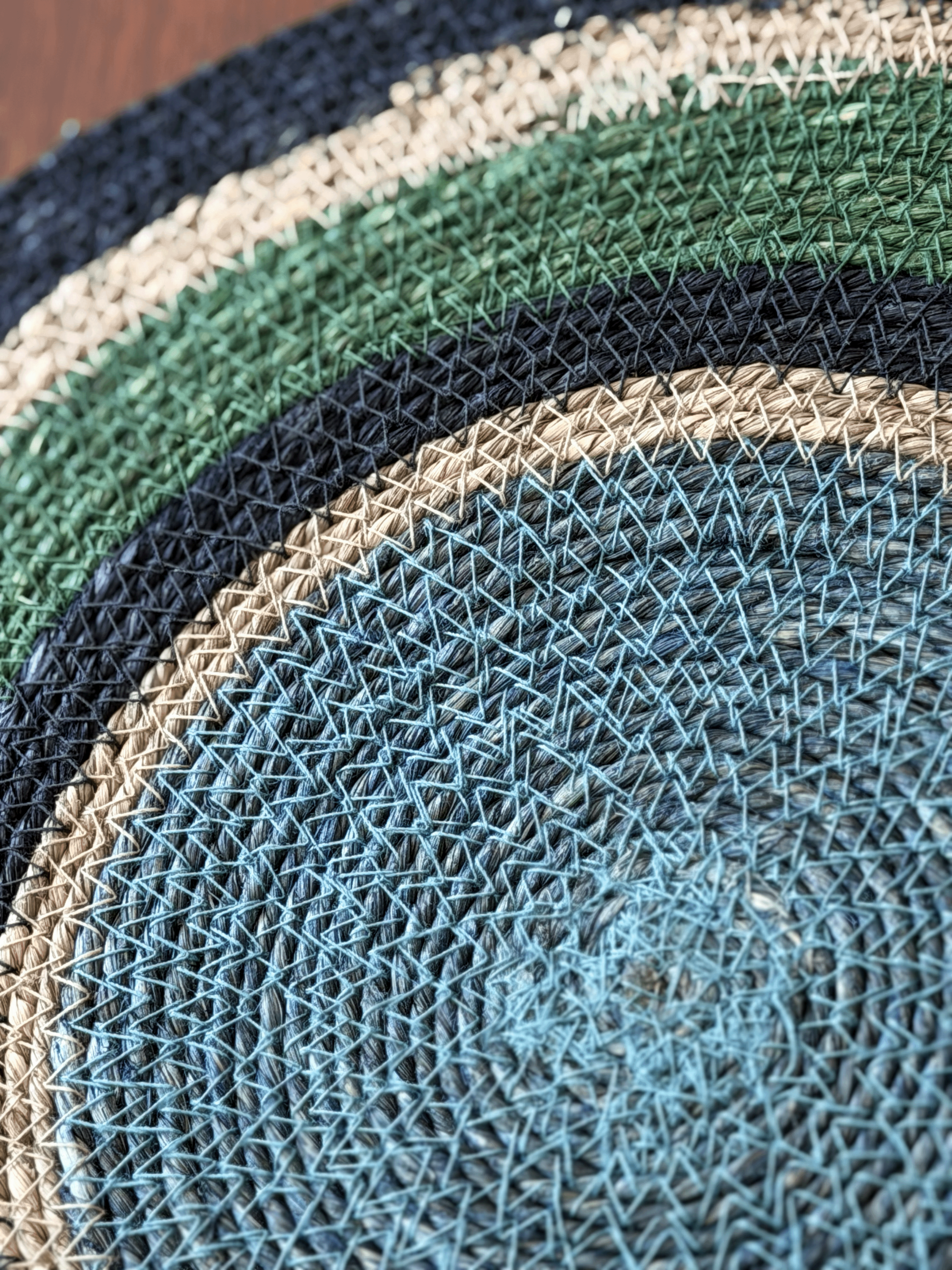 Seagrass Placemat in Cool Multi