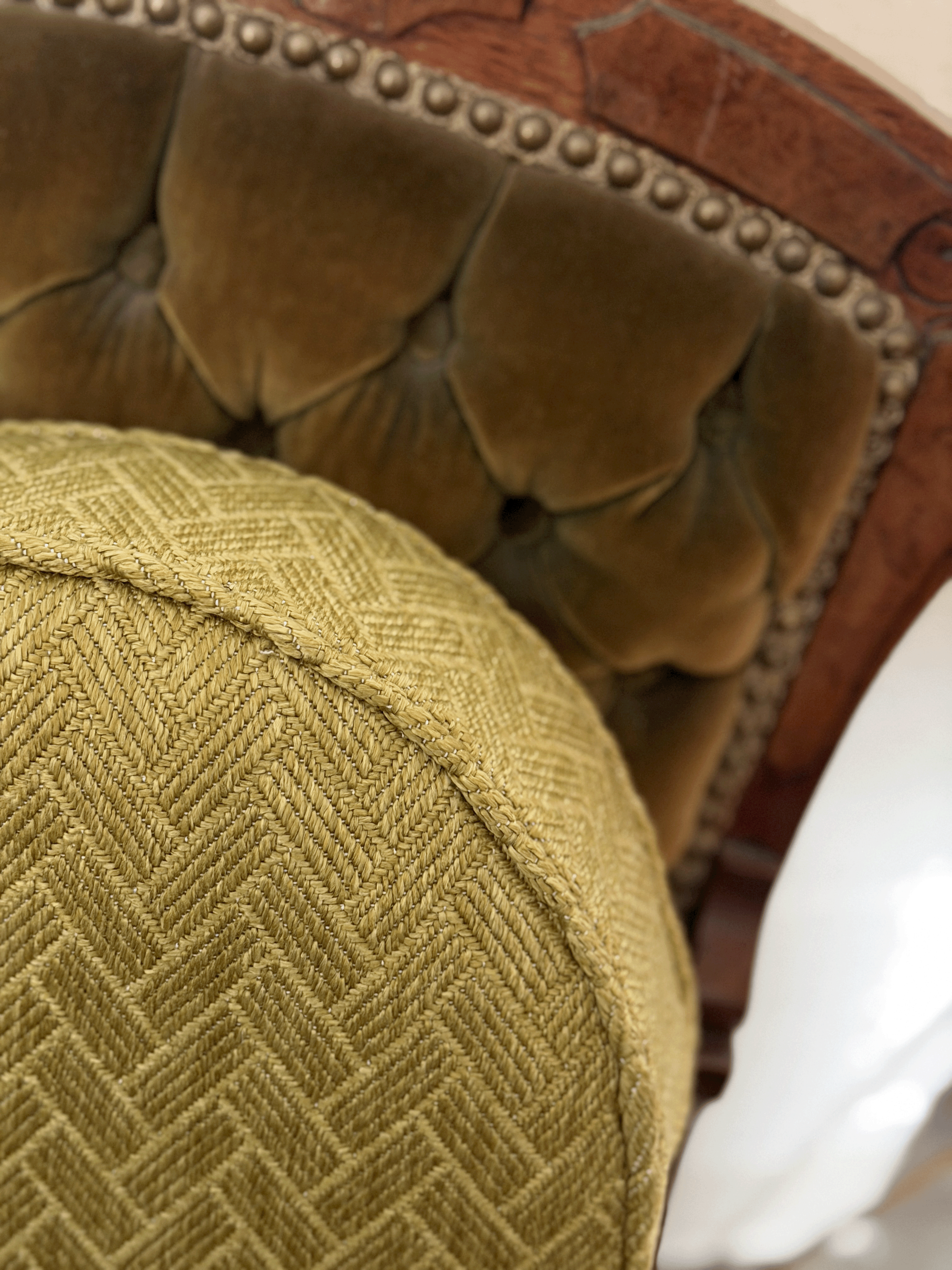 Herringbone, Chartreuse - Round Throw Pillow