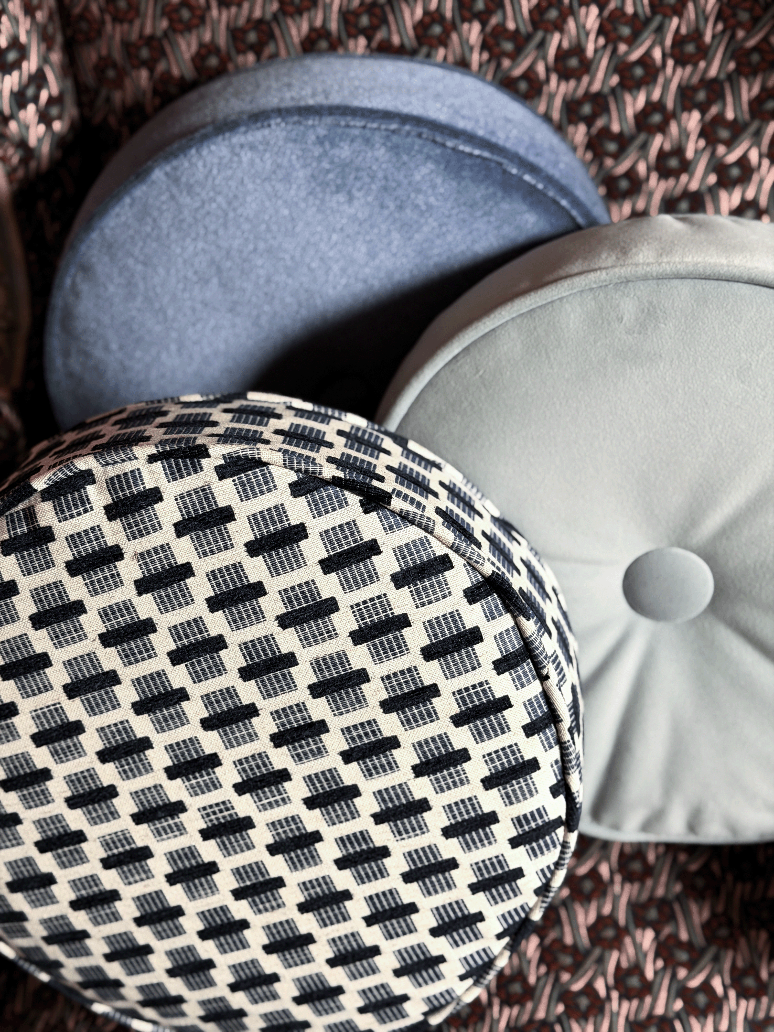 Sky Blue with Button – Round Throw Pillow