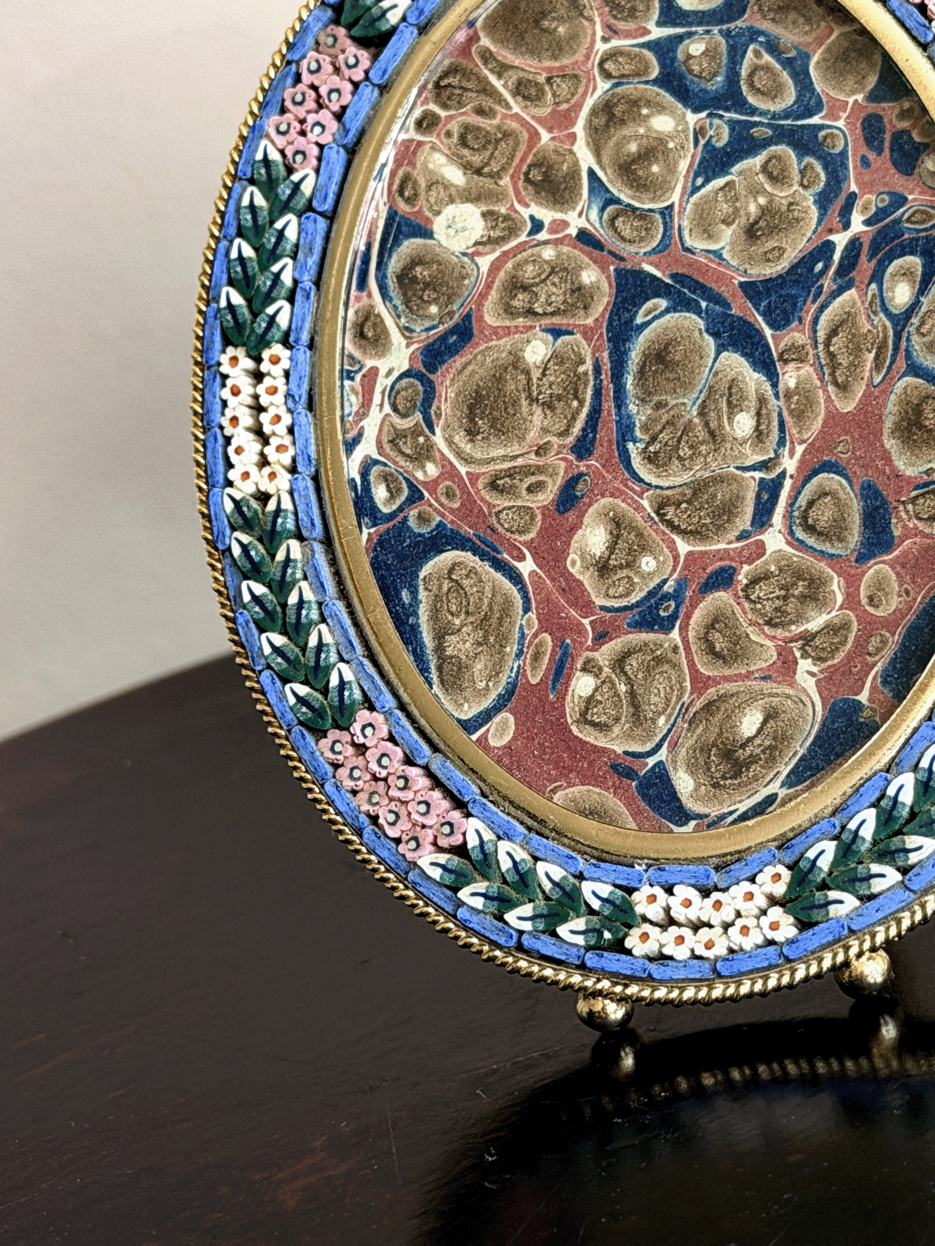 Micro Mosaic Oval Frame