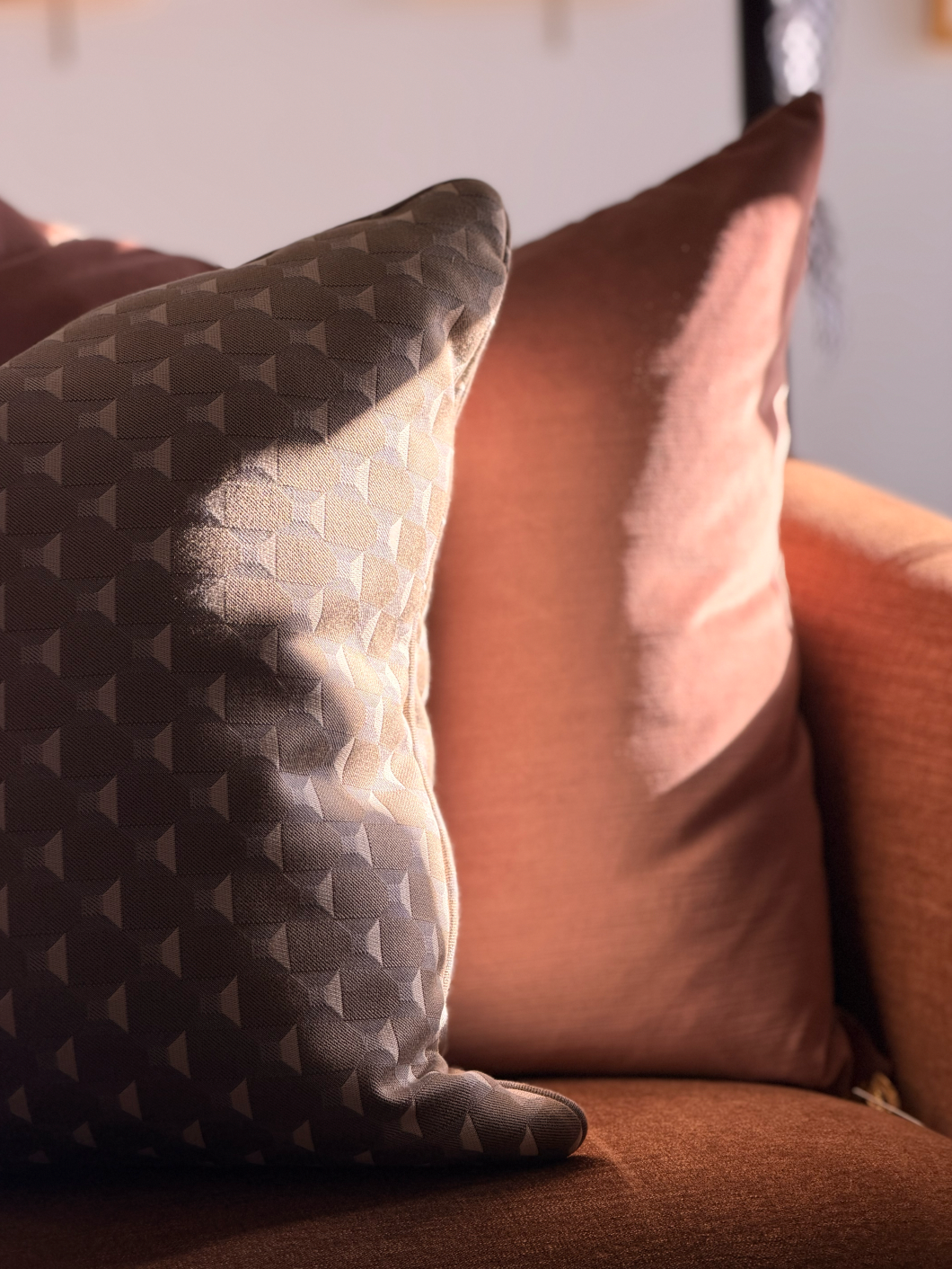 Pillows & Textiles