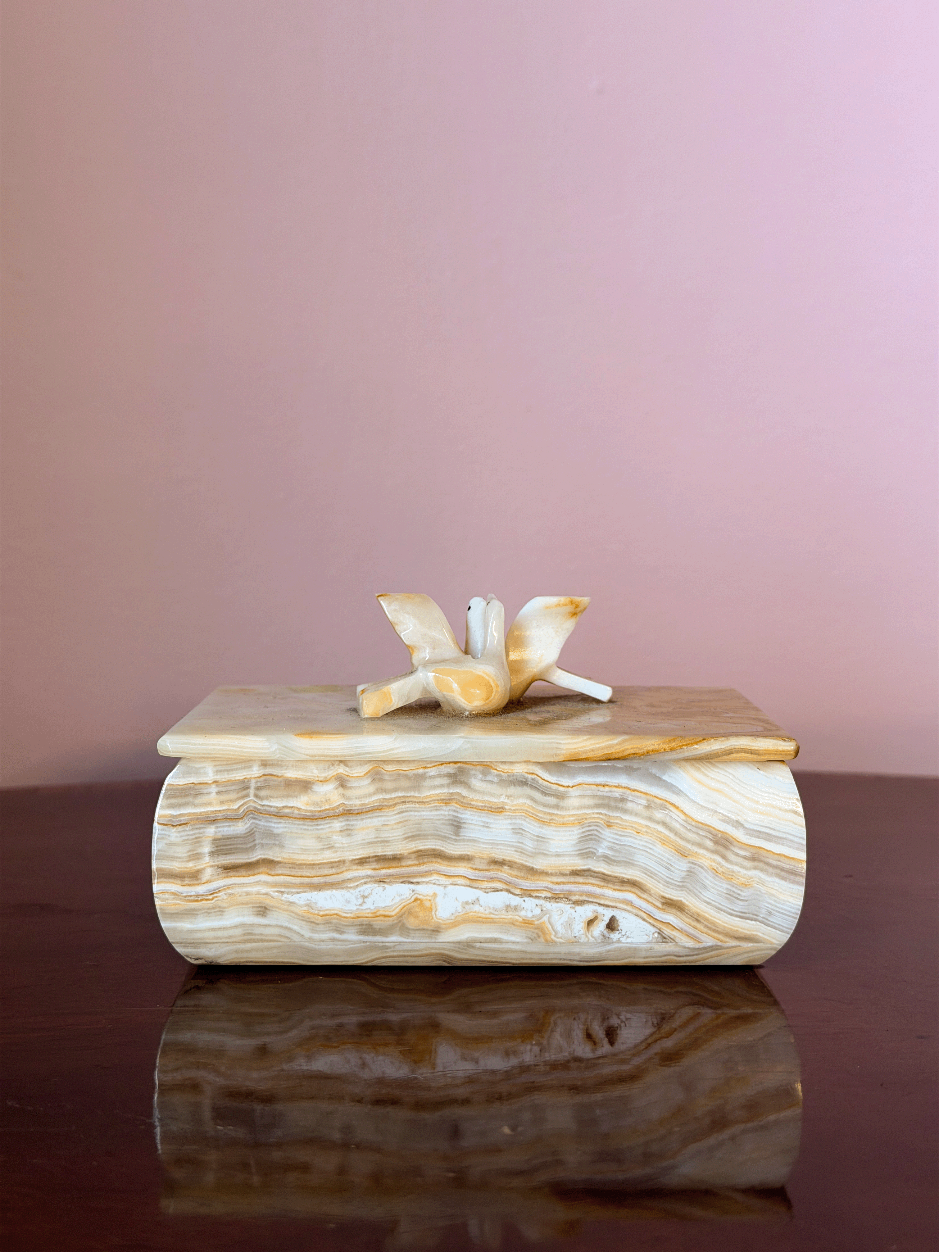 Vintage Italian Onyx Marble Box with Carved Doves Finial, 1950s–1970s