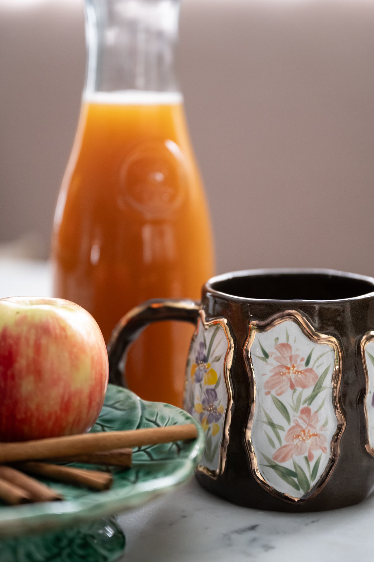 Echo Brown Coffee Mug, Iris